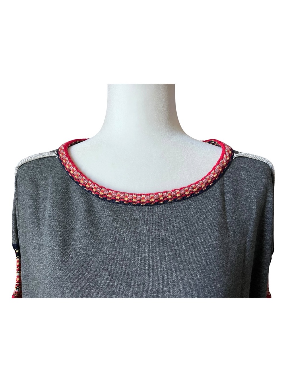 Natural Life Gray Boho Pullover Oversized Sweater Rainbow Knit Detail Size L/XL - Picture 6 of 11